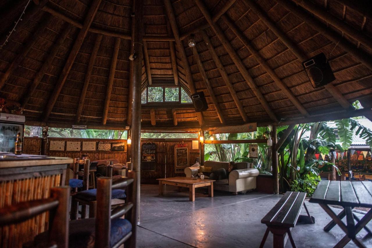 Fairy Knowe Backpackers Lodge Wildernis Buitenkant foto